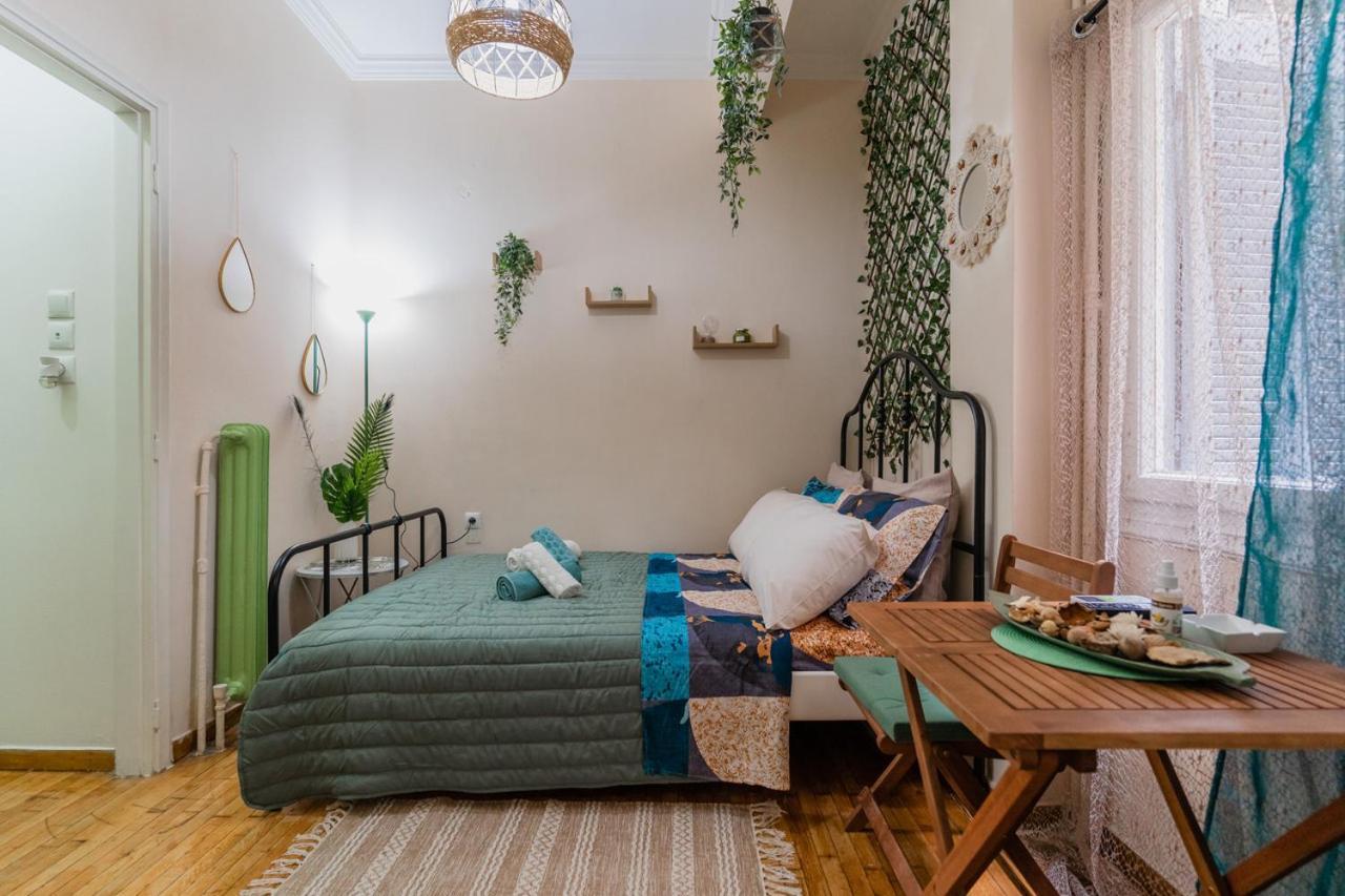 Green Boho Apartment Athen Eksteriør bilde
